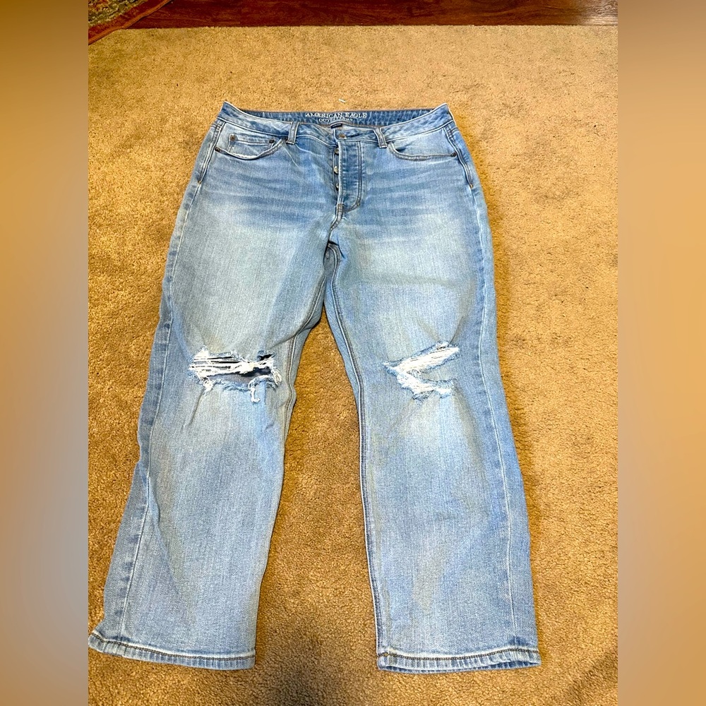 American Eagle vintage cropped jeans